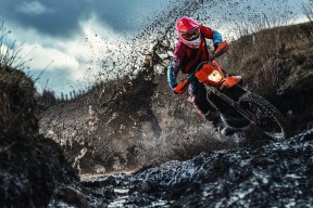 平台使用技巧功能介绍：九游app官方入口（实测）